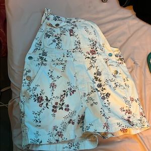 junior girls floral overall shorts